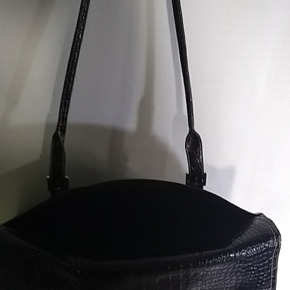Liz Claiborne Black Purse - Picture 8 of 8
